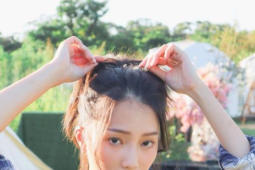 Nữ diễn viên Trương Khải Kỳ bị phát tán clip nhạy cảm