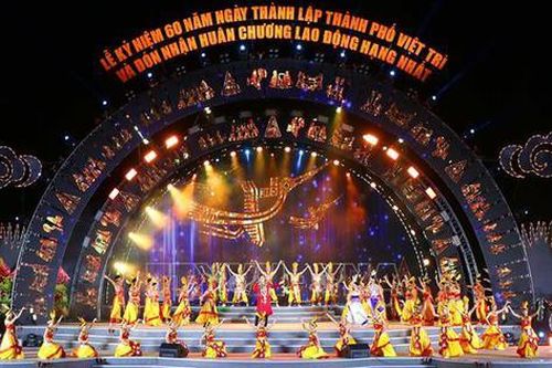 Thường trực Ban Bí thư Võ Văn Thưởng dự Lễ kỷ niệm 60 năm thành lập TP. Việt Trì