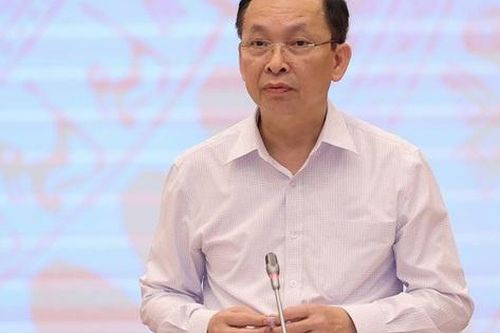 Lãnh đạo NHNN khẳng định không siết tín dụng vào bất động sản