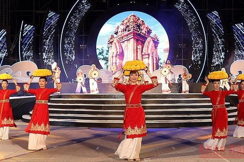 Hàng loạt 'bữa tiệc' nghệ thuật tại chuỗi sự kiện Nha Trang-Chào hè 2022