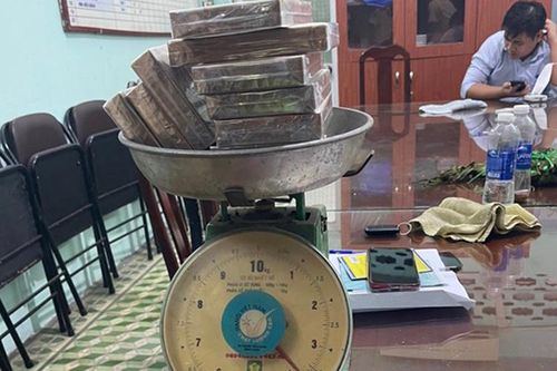 Cảnh sát giao thông triệt phá đường dây ma túy xuyên quốc gia trên đường thủy
