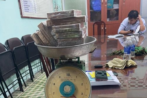 Triệt phá đường dây mua bán, vận chuyển ma túy xuyên quốc gia bằng đường thủy
