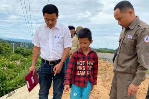 Thiếu niên ở Quảng Trị suýt mất mạng vì vật liệu nổ