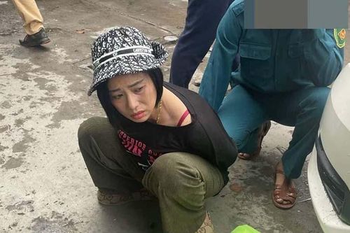 Bắt hai mẹ con chuyển 10 bánh heroin từ Campuchia về Việt Nam