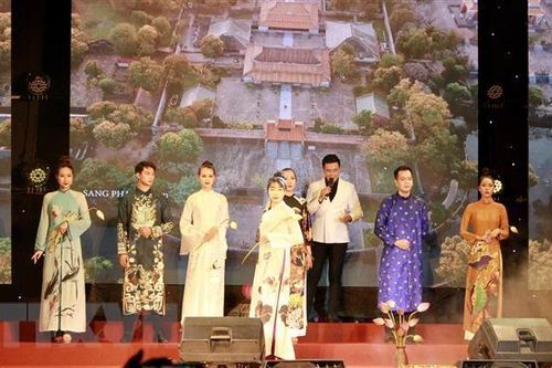 'Ngày hội Sen Huế 2022 - Tinh hoa của đất trời' hấp dẫn du khách