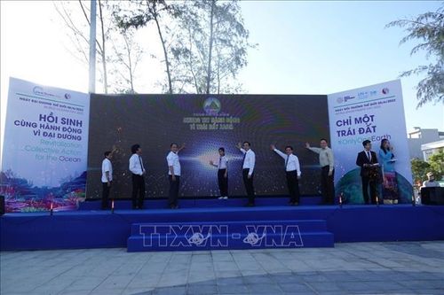 Cùng nhau bảo vệ, phát triển bền vững tài nguyên, môi trường biển, đảo