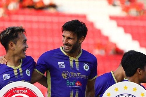 Không Quang Hải, Hà Nội FC vẫn dội 'mưa bàn thắng' vào lưới Viettel