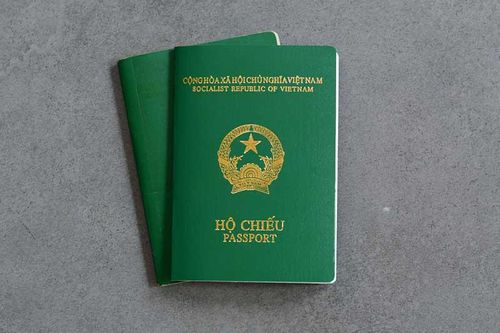 Từ 1/7 sẽ cấp hộ chiếu mẫu mới có in hình ảnh tiêu biểu của đất nước