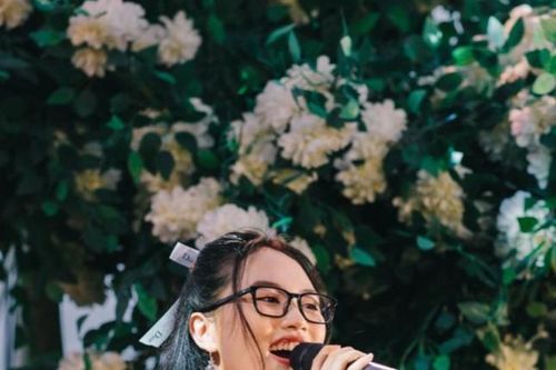 Phương Mỹ Chi được khen hát live như 'nuốt đĩa', clip trình diễn đạt hơn 10 triệu view trên TikTok