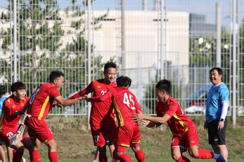 U23 Việt Nam tinh thần thoải mái, lạc quan trước trận đối đầu U23 Hàn Quốc tối nay