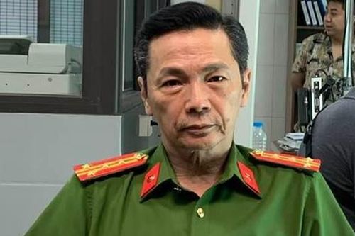 NSND Trung Anh trong hình ảnh khác lạ