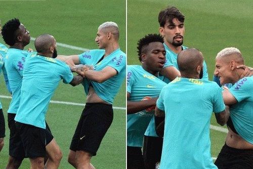 Đùa không vui, Richarlison đã căng khi 'choảng' Vinicius tại ĐT Brazil