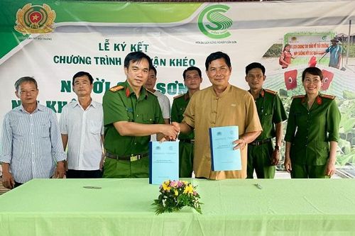 Cần Thơ: Người dân Cồn Sơn nói không với rác thải nhựa