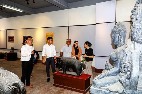 Lan tỏa bản sắc văn hóa của đồng bào Chăm và Raglai