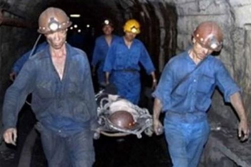 Nam công nhân mỏ Quảng Ninh tử vong nghi do bị phóng điện