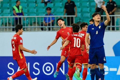 Phan Tuấn Tài được AFC vinh danh