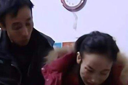 Chồng mất tích, vợ bại liệt tưởng bị bỏ rơi rồi hối hận khi rõ sự thật