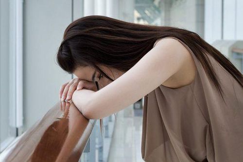 Trầm cảm vì thất nghiệp, phải về quê sống cùng bố mẹ chồng