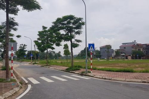 Mê Linh đấu giá thành công 17 thửa đất, thu về hơn 98 tỷ đồng