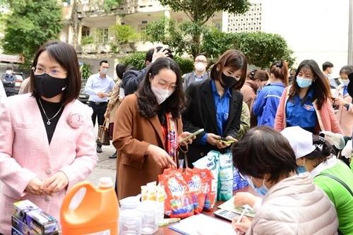 Bài 1: Nhìn từ những mô hình điểm