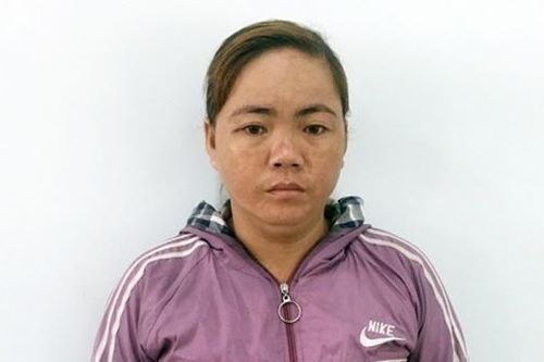 Khởi tố 'nữ quái' lừa bé gái 7 tuổi lấy vàng