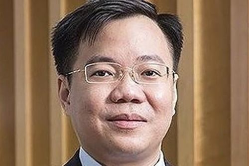 Tề Trí Dũng tiếp tục bị khởi tố trong hai vụ án bán đất rẻ bèo và tham ô