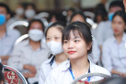Đa dạng hoạt động tập huấn hè cho học sinh phổ thông tại Nam Định