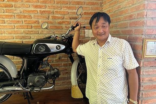 Báu vật cổ ở Cần Thơ, có cả Honda 67 Trịnh Công Sơn từng chạy