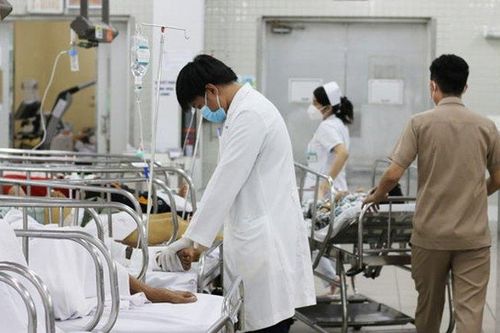 Vỡ bàng quang do sử dụng rượu bia quá mức