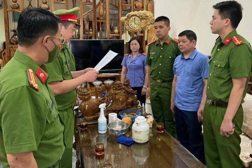Vụ Việt Á: Bắt Trưởng khoa Dược Bệnh viện Đa khoa tỉnh Sơn La