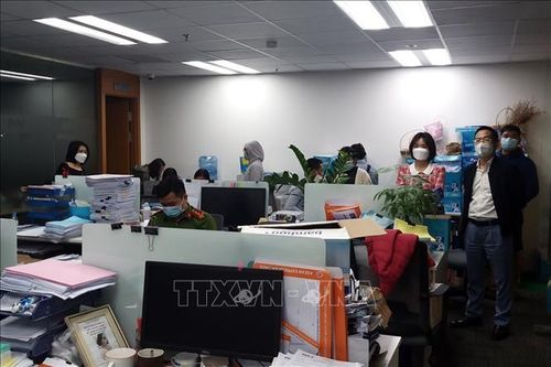 Tìm người bị hại trong vụ thao túng chứng khoán FLC