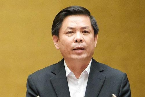 Bộ trưởng Bộ GTVT giải trình lý do đường Hồ Chí Minh chậm tiến độ