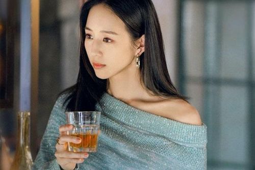 Bày cách cho sếp 'cưa' lại người yêu cũ, đến khi chở anh vào khách sạn, tôi hối không kịp