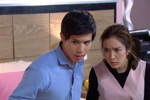 Được bố mẹ chồng đổi cho căn nhà 10 tỷ, tôi chưa kịp mừng đã lặng người trước lời hứa hẹn của chồng