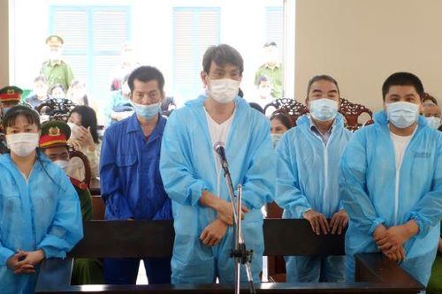 An Giang: Xét xử nhóm người nhập lậu 180 tấn đường cát qua biên giới