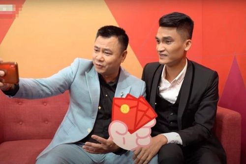 NSND Tự Long 'chơi lớn' mừng đám cưới Mạc Văn Khoa 500 triệu đồng?