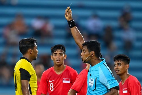 2 bộ trưởng bị hỏi vì sao trọng tài SEA Games chưa nhận được tiền công