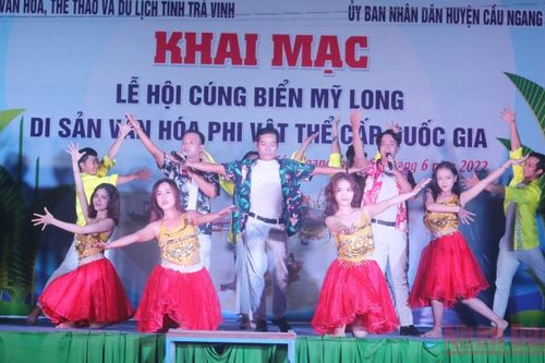 Trà Vinh khai mạc Lễ hội Cúng biển Mỹ Long