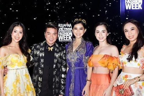 Doanh nhân Thủy Tiên cùng con gái xuất hiện tại Vietnam International Fashion Week