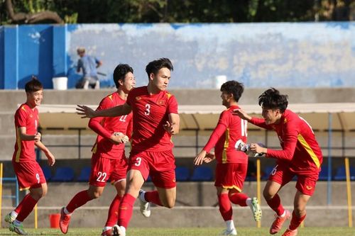 U23 Việt Nam thay nửa đội hình ra sân khi đối đầu U23 Malaysia
