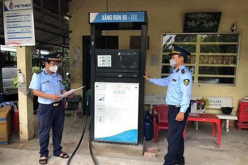 Tiền Giang: Giấy phép hết hạn, một cửa hàng xăng dầu bị phạt 50 triệu đồng