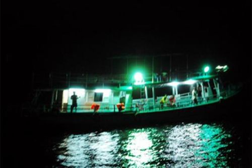 Cho phép triển khai thí điểm tàu du lịch lưu trú qua đêm trên vịnh Nha Trang