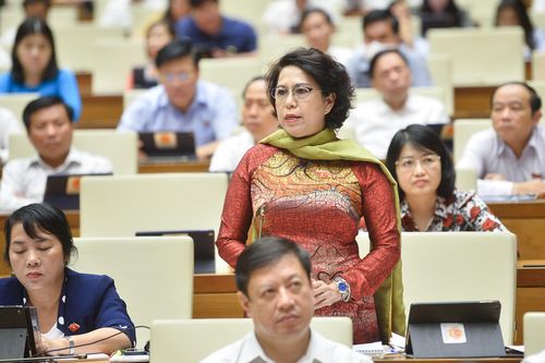 Quản lý thuế đối với các loại xe biếu, tặng còn sơ hở
