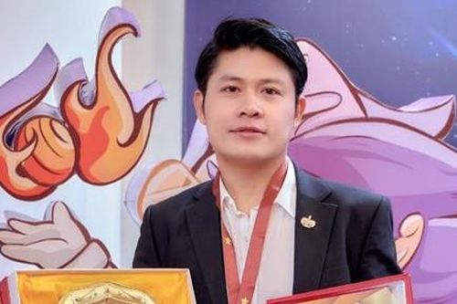 Nhạc sĩ Nguyễn Văn Chung được vinh danh 'Sống bằng sáng tạo'