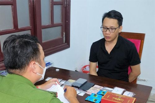Đột kích phòng ma