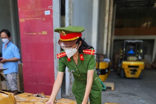 Cảnh sát Kinh tế CAQ Liên Chiểu thu giữ hơn 5.000 sản phẩm nghi nhập lậu