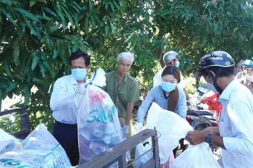 Đồng Tháp: Môi trường sống cải thiện tích cực nhờ mô hình thu gom rác thải nông nghiệp hiệu quả