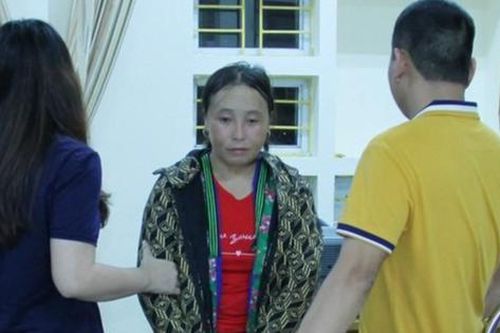 Bắt đối tượng vận chuyển 4 bánh heroin đi tiêu thụ
