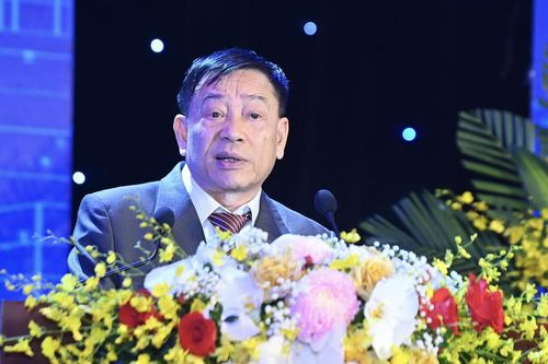 Ông Nguyễn Văn Khôi được bầu làm Chủ tịch VNREA khóa V