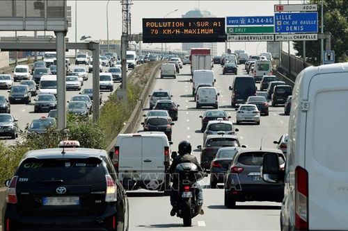 Liên minh châu Âu thông qua lệnh cấm đối với ô tô chạy xăng và diesel vào năm 2035